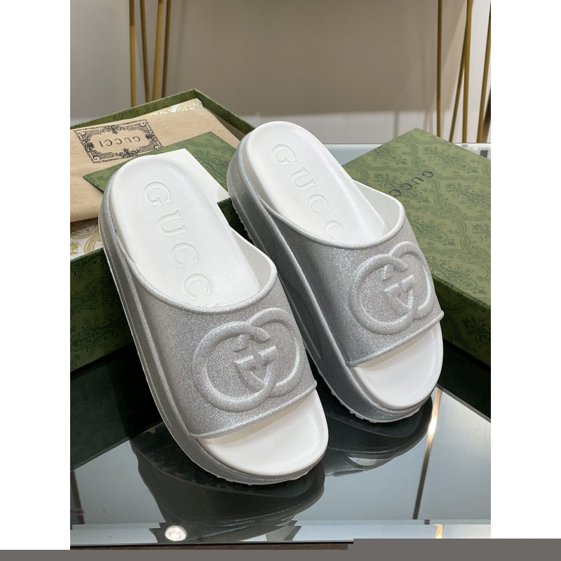 G*u*i slippers